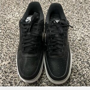 Black and Gold Air Force’s size 8.5